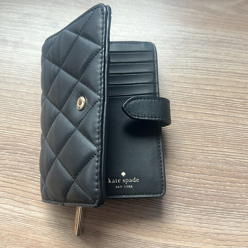 Kate Spade Carey Medium Compact Bifold Wallet black quilted leather
